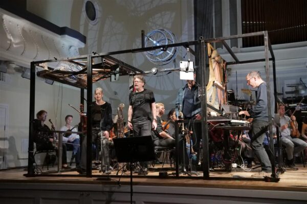 Kunstide ja instrumentide elamusrikkad hübriidvormid