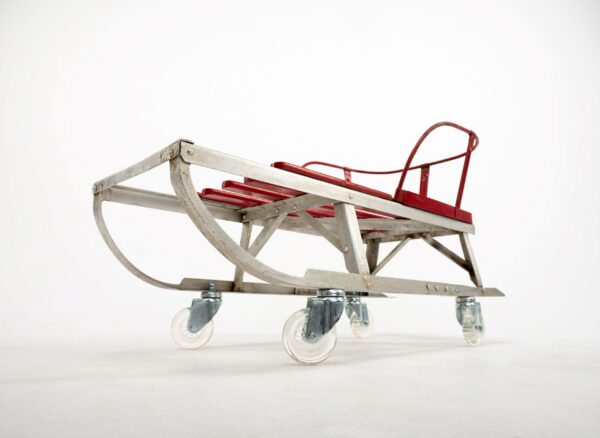 XII taaskasutusnäitus “Anna uus elu”