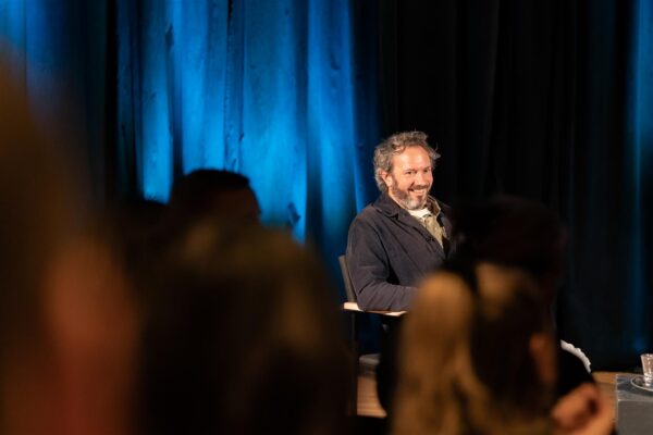 Avardada ruumi inimeste peas