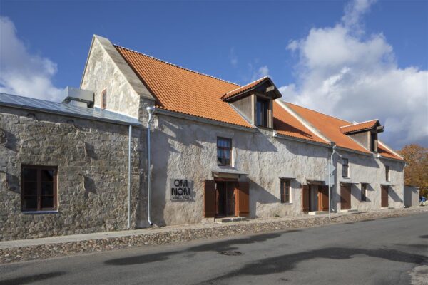 R&uuml;&uuml;telkonna hoone ja teised