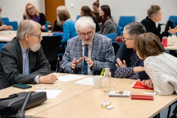 Kuidas tagada terminit&ouml;&ouml;ks j&auml;relkasv?