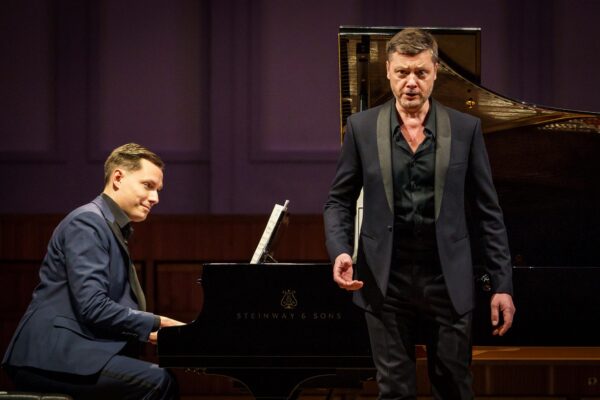 Ühe õhtuga lüürikast traagikani ja tagasi