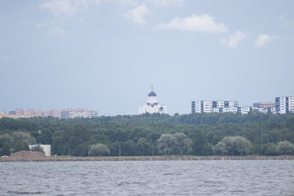 Laulja ei t&otilde;sta h&auml;&auml;lt