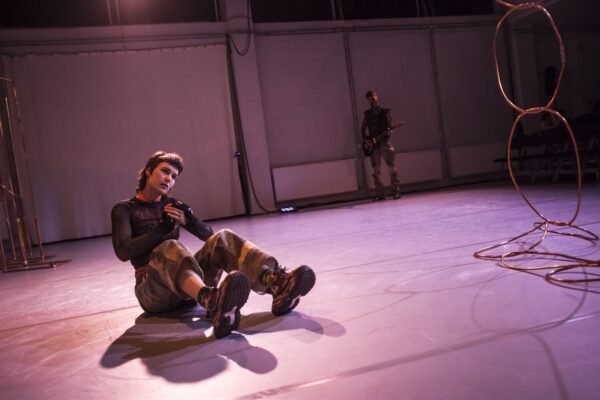 Kaunis kauge veider planeet ja tema asukad