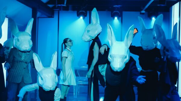 Kellele on vaja veel &uuml;ht teatrit?