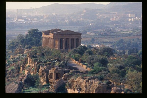 Uued näitused Uue Kunsti Muuseumis