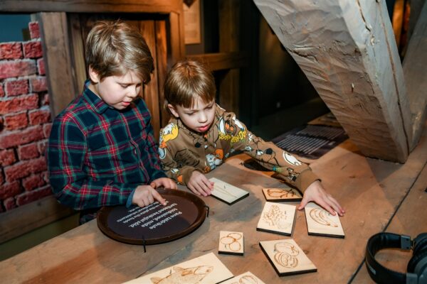 Kui ajaloost saab kogemus. N&auml;htamatu Tartu ja n&auml;htav ajalugu