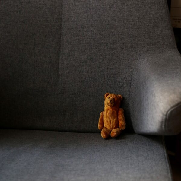 Piia Ruberi näitus „Olulised asjad / Ruumi kodustamine“ Hop galeriis