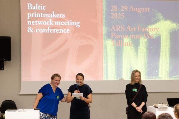 Mokulito, scagliola ja teised viljad hea uue graafika puust