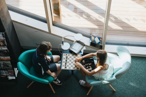 &Otilde;pioskused ja sotsiaal-emotsionaalsed p&auml;devused