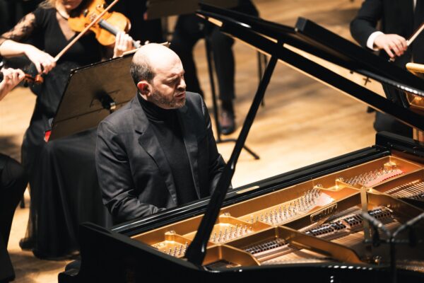 Uus meistritöö ja Rahmaninovi kolmandad