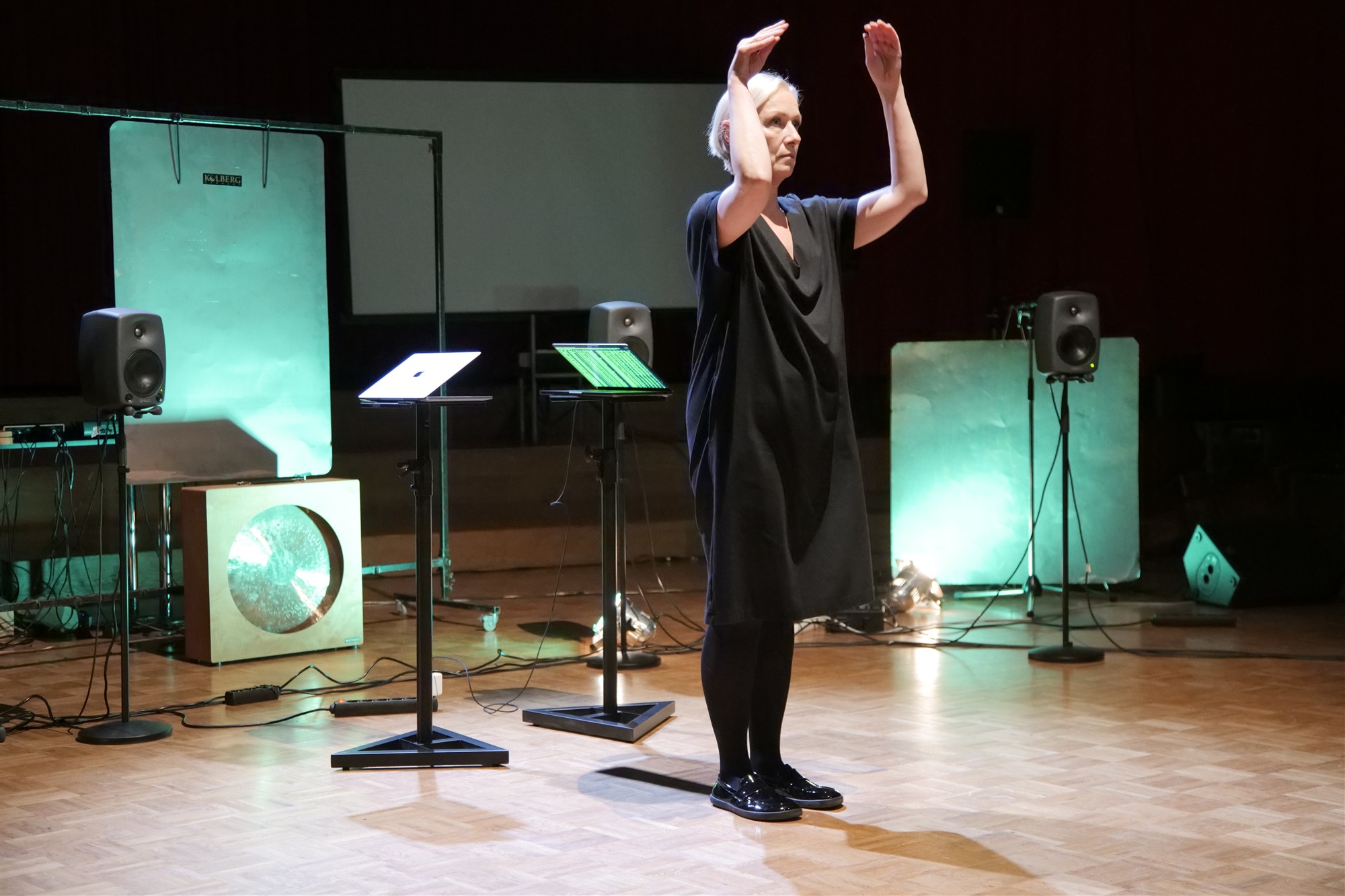 Nüüdisaegse kurgjuse lätteil