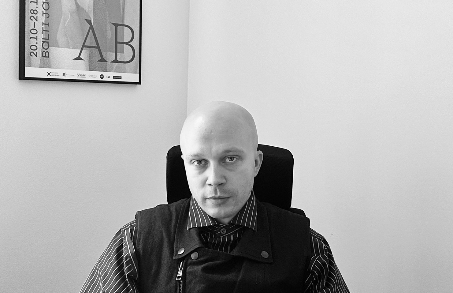 Pealelend – Sten Ojavee, Kaasaegse Kunsti Eesti Keskuse juhataja kohusetäitja