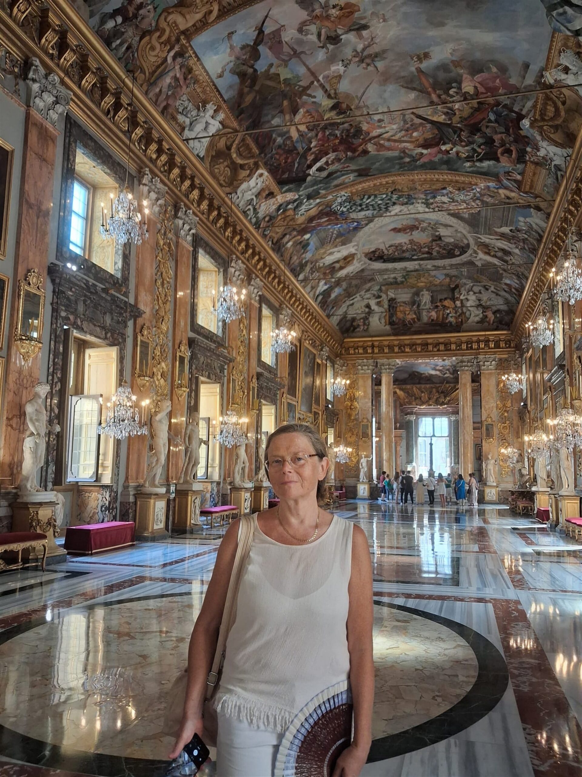 Võib-olla ongi massiinimene olla uhke ja hea?