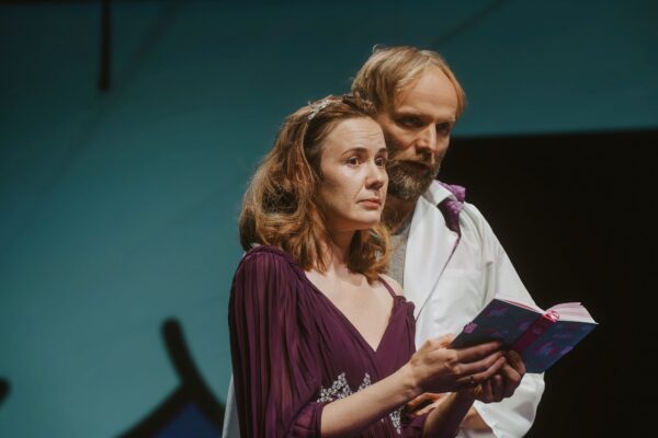 Ega me kellestki m&ouml;&ouml;da vaadanud?